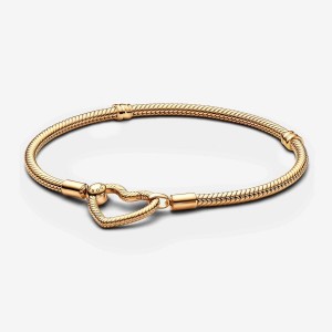 Pandora Moments Heart Closure Snake Chain Bracelet Gold | 317JYTHBS