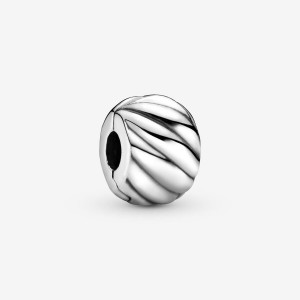 Pandora Polished Feathered Clip Charm Silber | 092RVWMLT